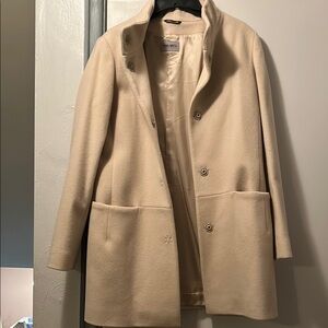 Cinzia Rocca Icons Cream Pea Coat with Minimalist Design and Stand-Up Collar